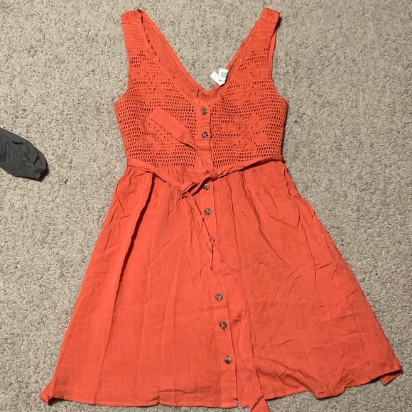 Sky and sparrow dress - Picture 2 of 6